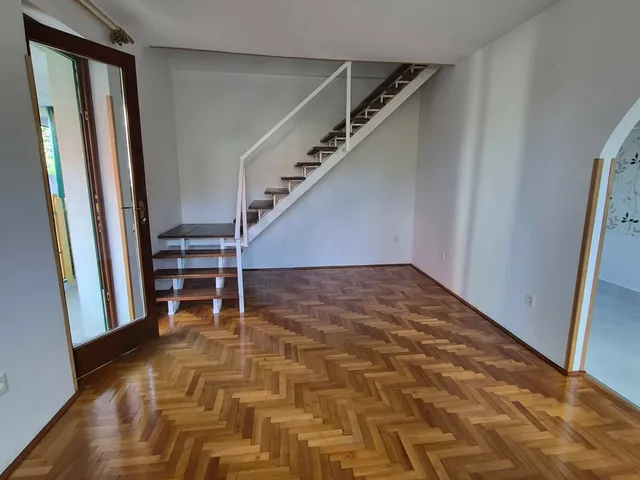 Kiadó ház Budapest III. kerület, Békásmegyer-Ófalu, Templom 85 nm