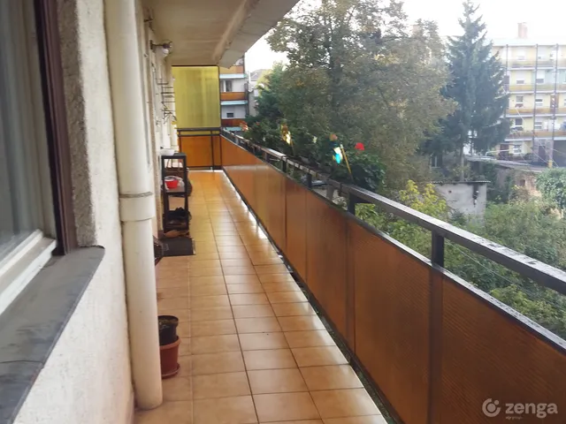 Eladó lakás Eger, Károlyváros 73 nm