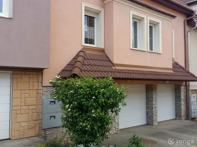 Eladó ház Eger, Almagyar 214 nm