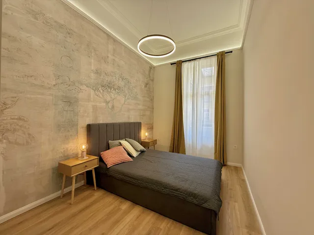 Eladó lakás Budapest VIII. kerület, Palotanegyed, Rákóczi út 121 nm