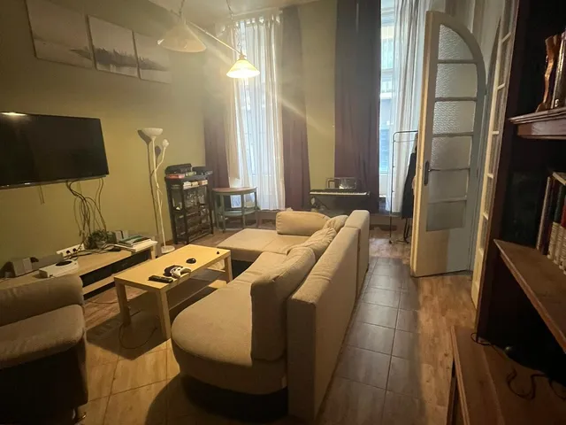 Kiadó lakás Budapest VI. kerület, Nagykörúton kívüli terület, Dessewffy utca 106 nm