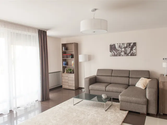 Kiadó lakás Budapest XI. kerület, Gellérthegy 81 nm