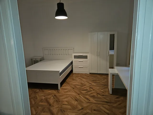 Kiadó lakás Budapest VII. kerület, Dohány utca 63 nm