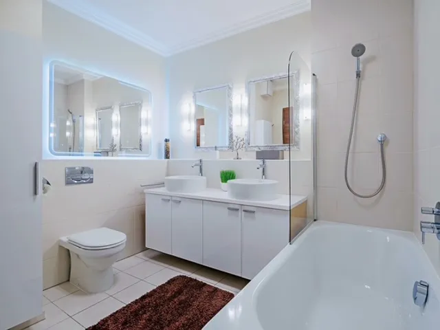 Kiadó lakás Budapest VI. kerület, Paulay Ede uta 133 nm