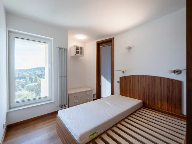 Kiadó lakás Budapest II. kerület, Bimbó utca 108 nm