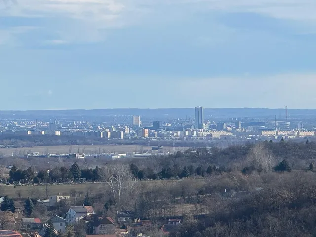 Eladó telek Törökbálint 700 nm