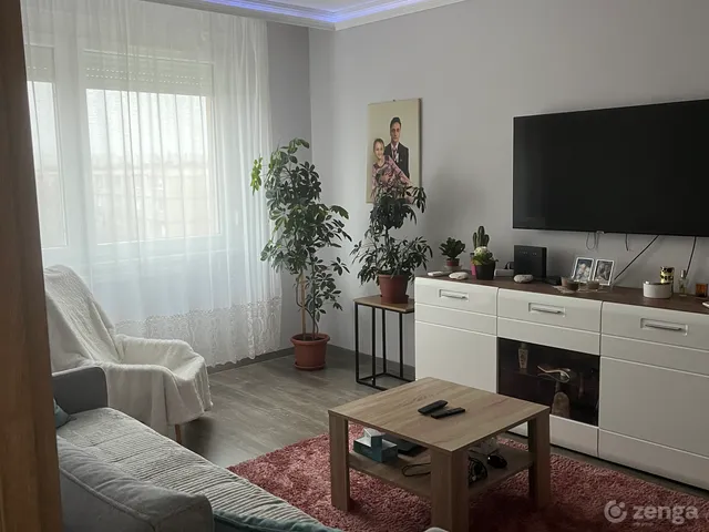 Eladó lakás Debrecen 73 nm