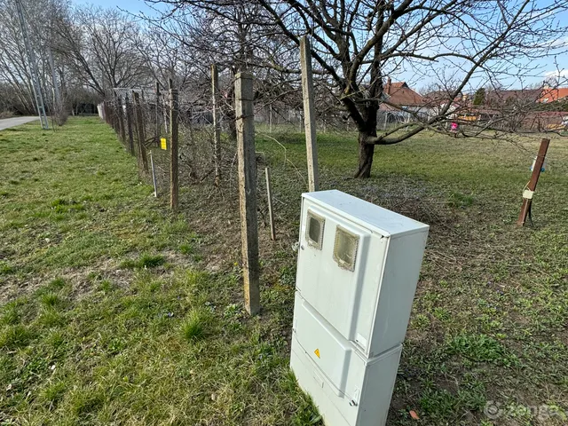 Eladó telek Szeged, Szőreg, Lomb 791 nm