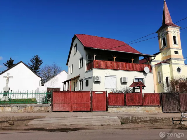 Eladó ház Legyesbénye, Rákóczi út 150 nm