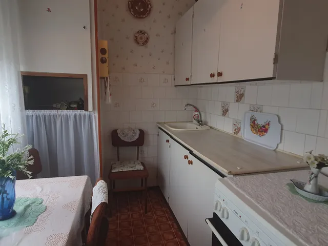 Eladó lakás Ajka 47 nm