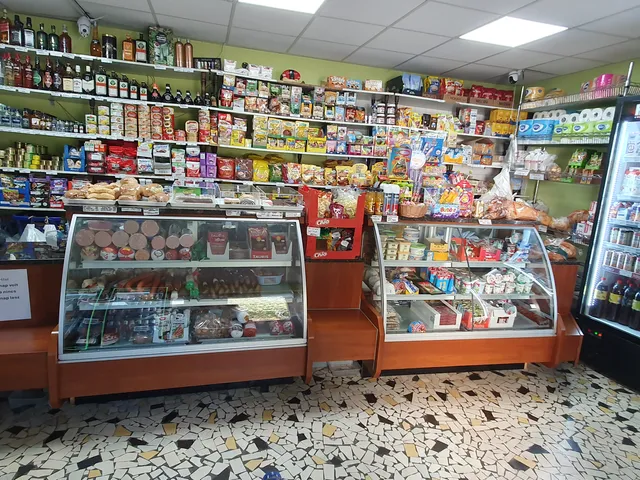 Eladó kereskedelmi és ipari ingatlan Ajka 90 nm