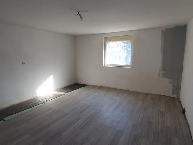 Eladó ház Nemeshany 102 nm