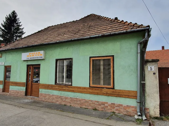 Eladó ház Devecser 170 nm