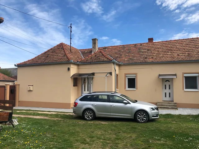 Eladó ház Nyirád 82 nm