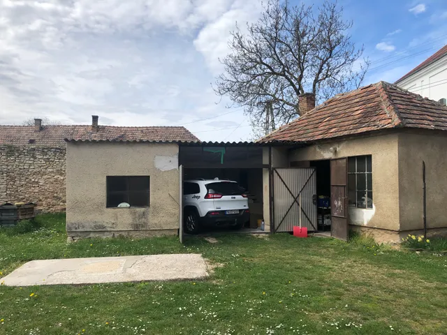 Eladó ház Nyirád 82 nm