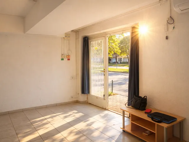 Eladó kereskedelmi és ipari ingatlan Ajka 23 nm