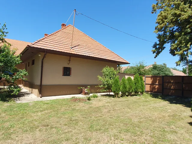 Eladó ház Csögle 148 nm