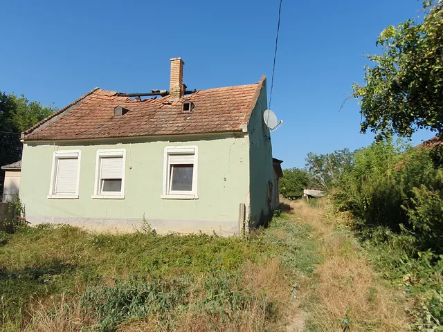 Eladó ház Nagypirit 100 nm