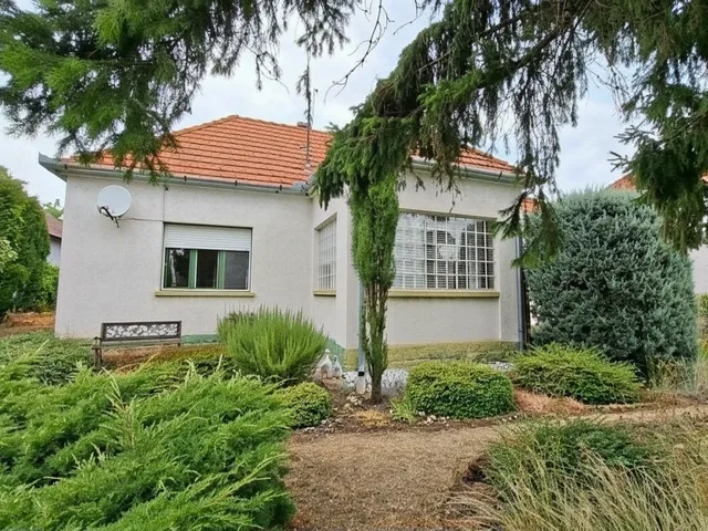 Eladó ház Vonyarcvashegy 98 nm