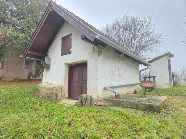 Eladó mezőgazdasági ingatlan Lesencefalu 15 nm