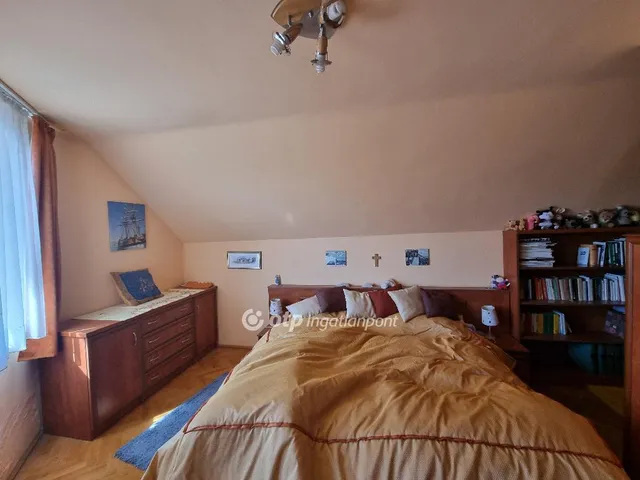 Eladó ház Pápa 209 nm