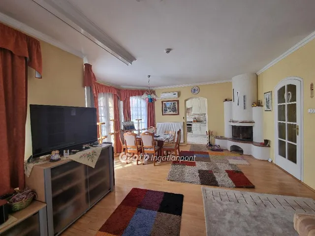 Eladó ház Pápa 209 nm