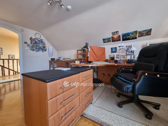 Eladó ház Pápa 209 nm