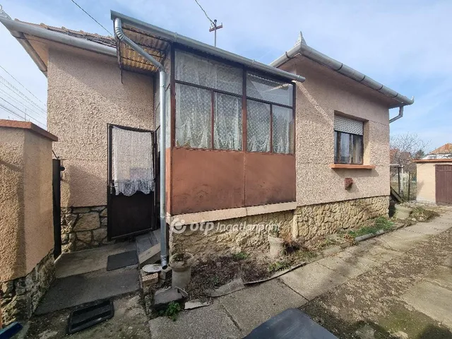 Eladó ház Pápa 80 nm