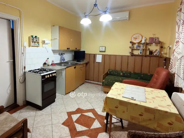 Eladó ház Kenyeri 80 nm
