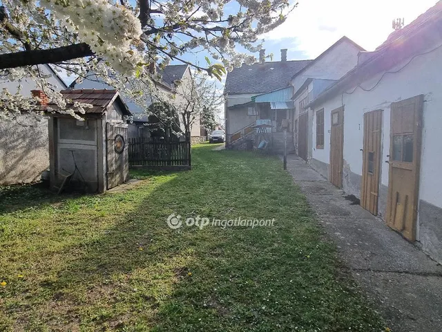 Eladó ház Kenyeri 80 nm