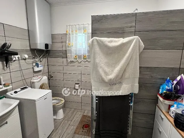 Eladó ház Béb 69 nm