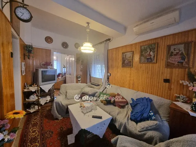 Eladó ház Pápa, Tókert 64 nm