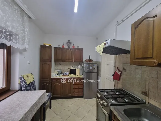 Eladó ház Pápa, Tókert 64 nm