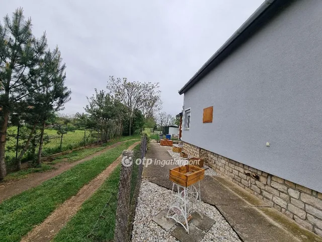 Eladó ház Nemesszalók 200 nm