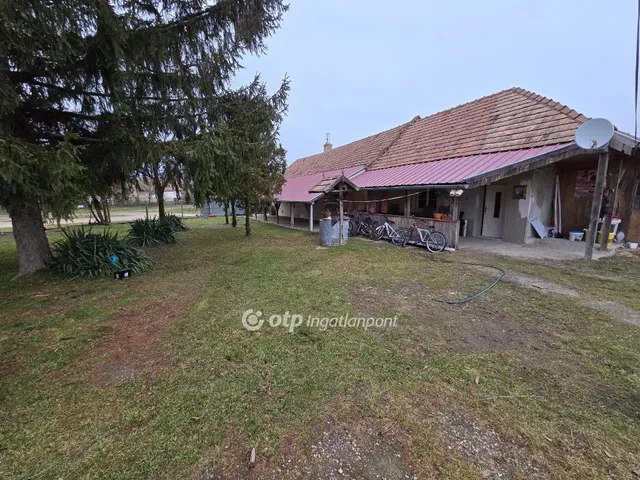 Eladó ház Kemenesmagasi 104 nm