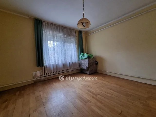 Eladó ház Pápa 76 nm