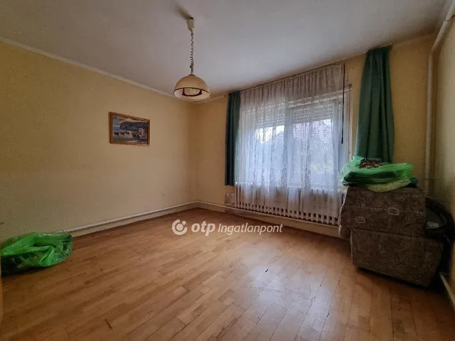 Eladó ház Pápa 76 nm