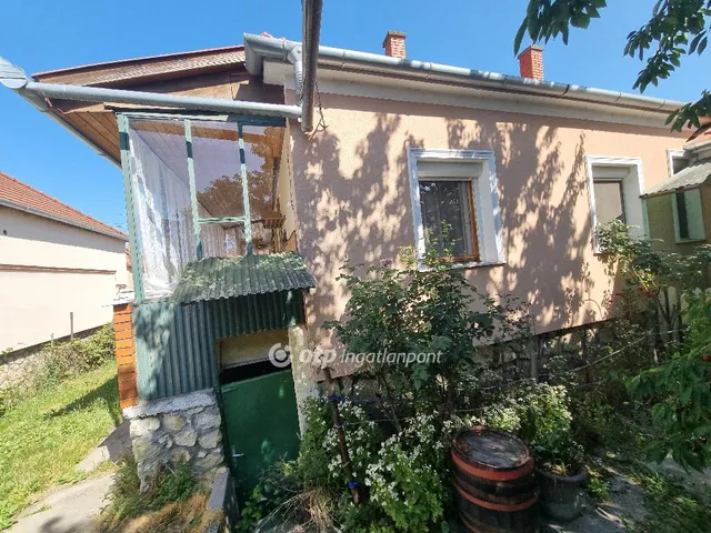 Eladó ház Pápa 91 nm