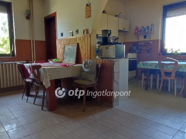 Eladó ház Celldömölk 224 nm