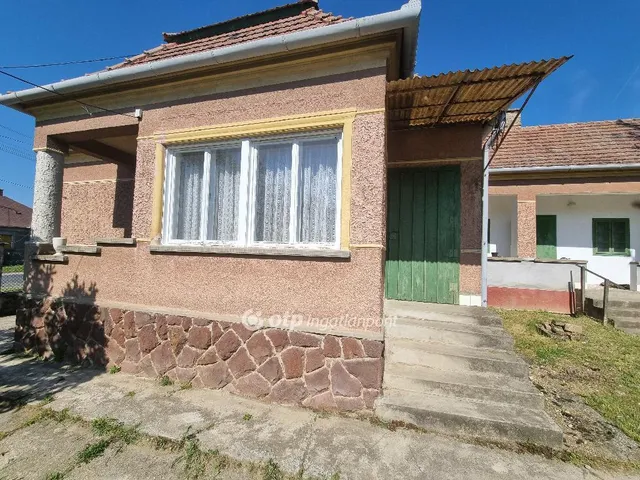 Eladó ház Gyarmat 108 nm