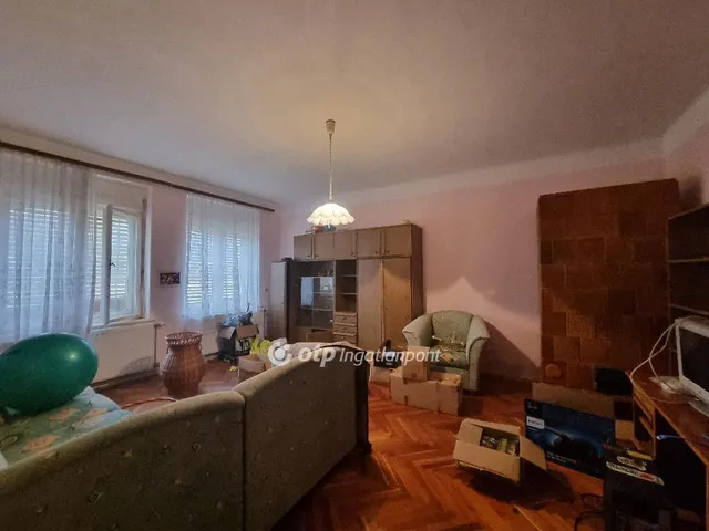 Eladó ház Egyházashetye 214 nm