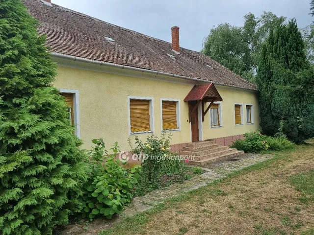 Eladó ház Egyházashetye 214 nm