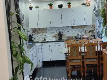 Eladó ház Pápa 75 nm