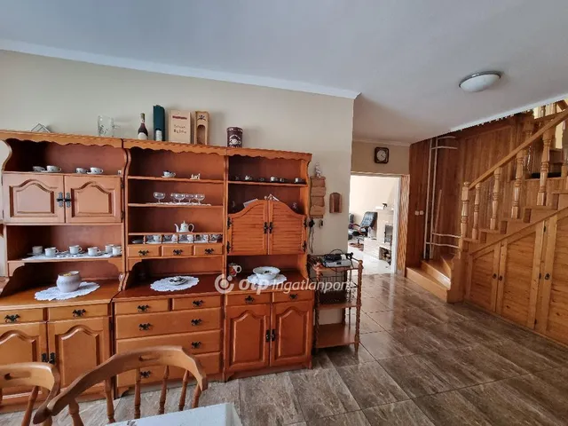 Eladó ház Pápa 295 nm