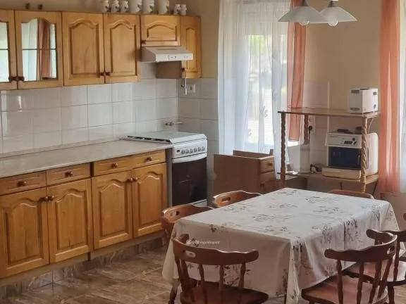Eladó ház Pápa 295 nm