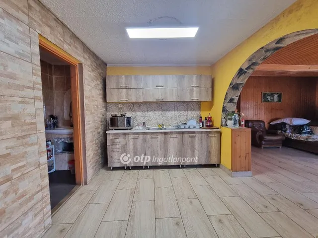 Eladó ház Kerta 105 nm