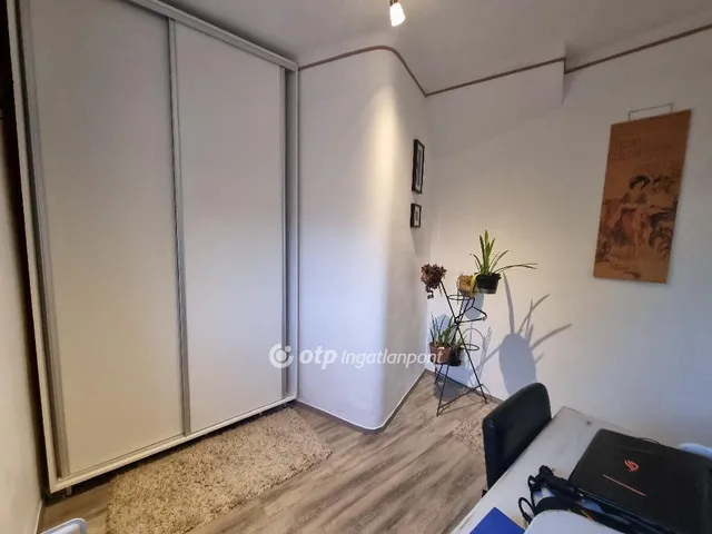 Eladó lakás Pápa 62 nm