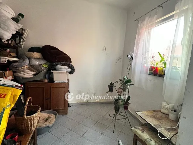 Eladó lakás Pápa 149 nm