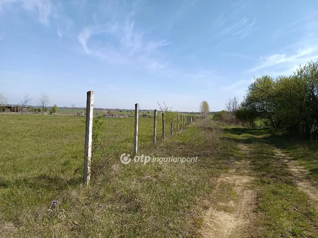 Eladó mezőgazdasági ingatlan Ugod 20 nm