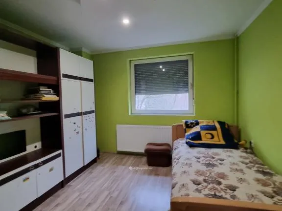 Eladó ház Iszkáz 190 nm